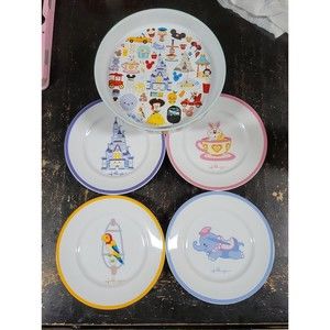 Walt Disney World Cake Stand, and matching Dessert plates Jerrod Maruyama